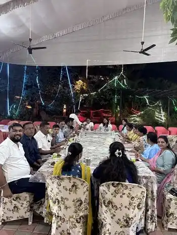 Family Dining Experience